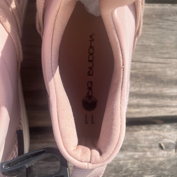 BIG BUDDHA WOMENS 11 ATHLETIC SHOES NWT - Picture 7 of 11